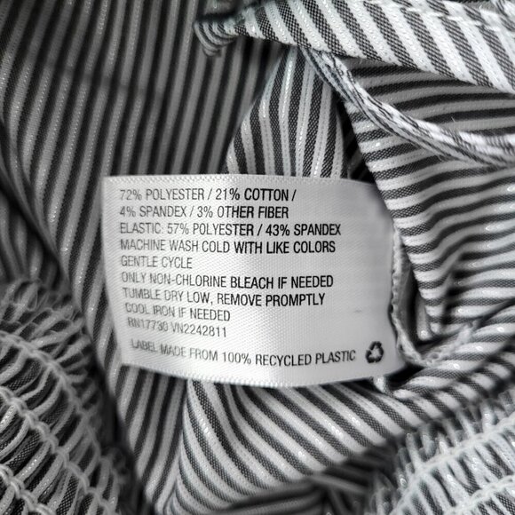 NWOT Xhilaration Long Sleeve Gray White Silver Striped Lace Up Tie Crop Top - Picture 8 of 8